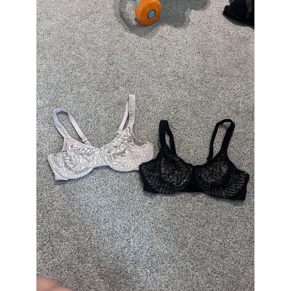 Olga Luxury Lift Underwire Bra 35519 Set of 2 Black Beige Lace 38C Womens